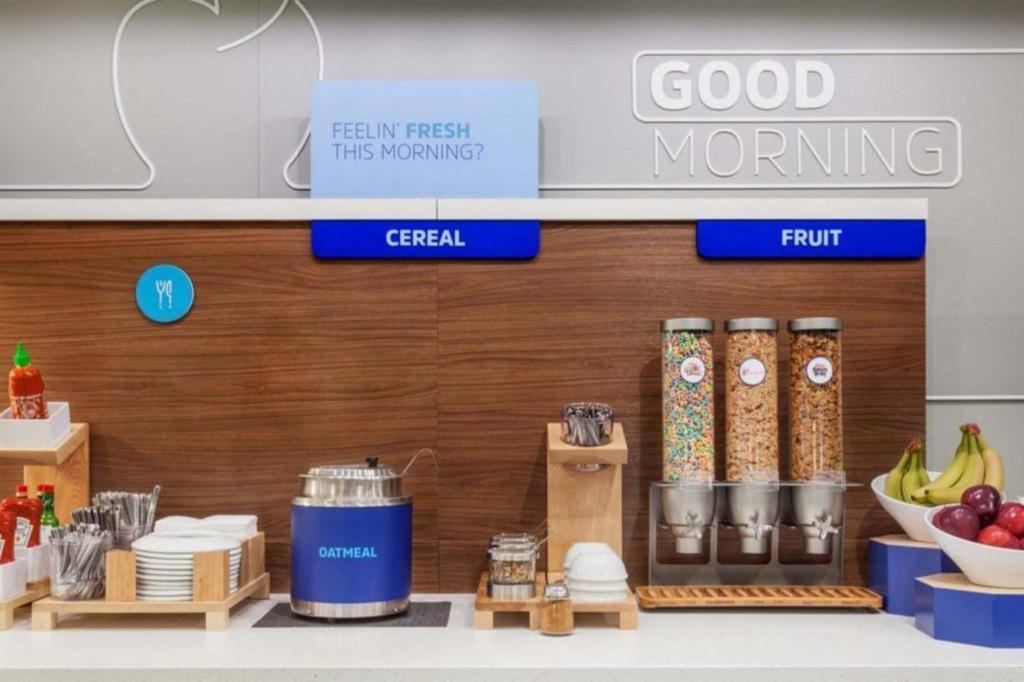 Holiday Inn Express Crockett By Ihg Esterno foto