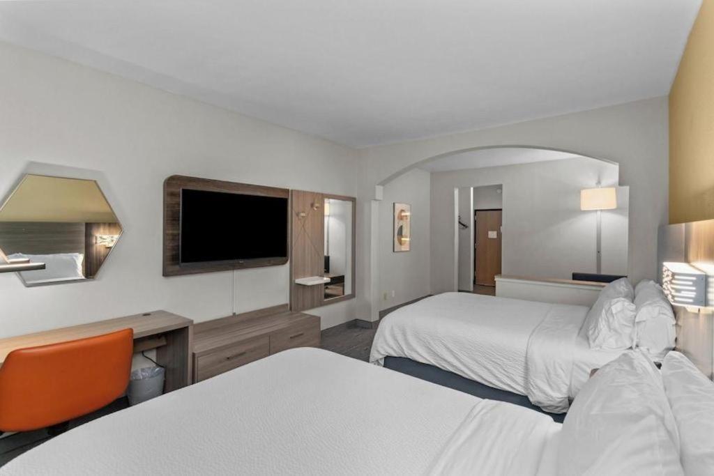 Holiday Inn Express Crockett By Ihg Esterno foto