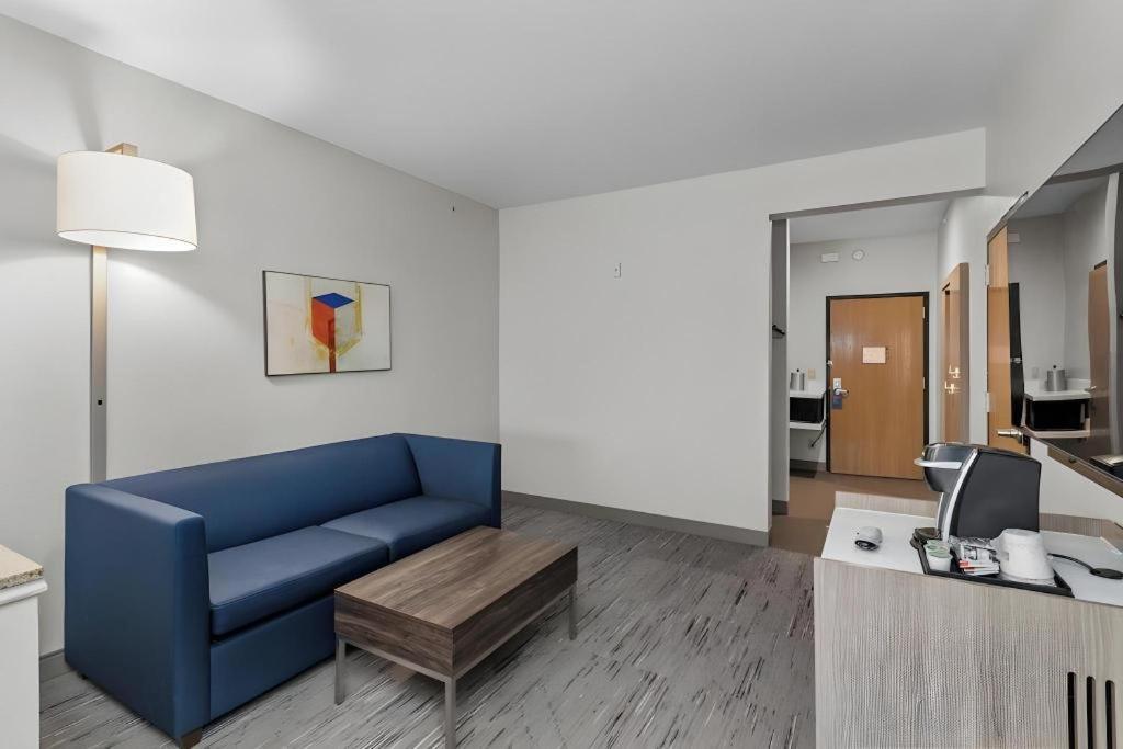 Holiday Inn Express Crockett By Ihg Esterno foto