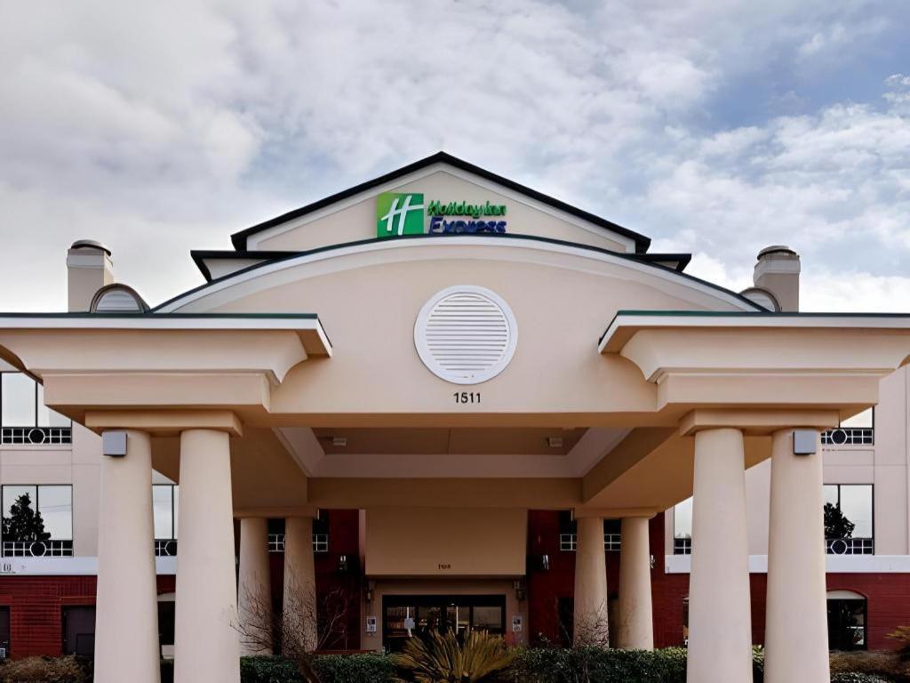 Holiday Inn Express Crockett By Ihg Esterno foto