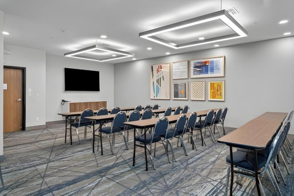 Holiday Inn Express Crockett By Ihg Esterno foto