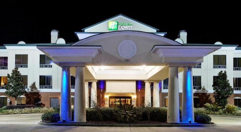Holiday Inn Express Crockett By Ihg Esterno foto