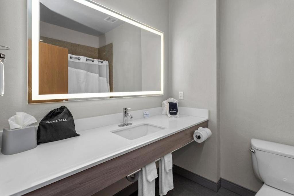 Holiday Inn Express Crockett By Ihg Esterno foto