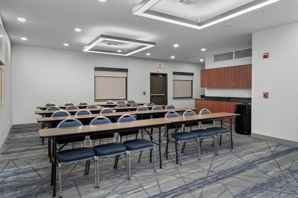 Holiday Inn Express Crockett By Ihg Esterno foto
