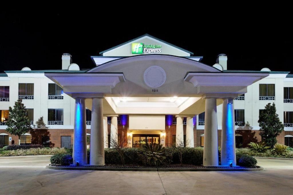 Holiday Inn Express Crockett By Ihg Esterno foto